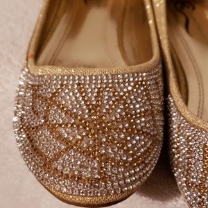 Elegant Collection Gold/Silver Flats